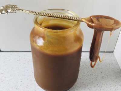 Mixing With Mandy Thick Vegan Salted Caramel Toffee Sauce